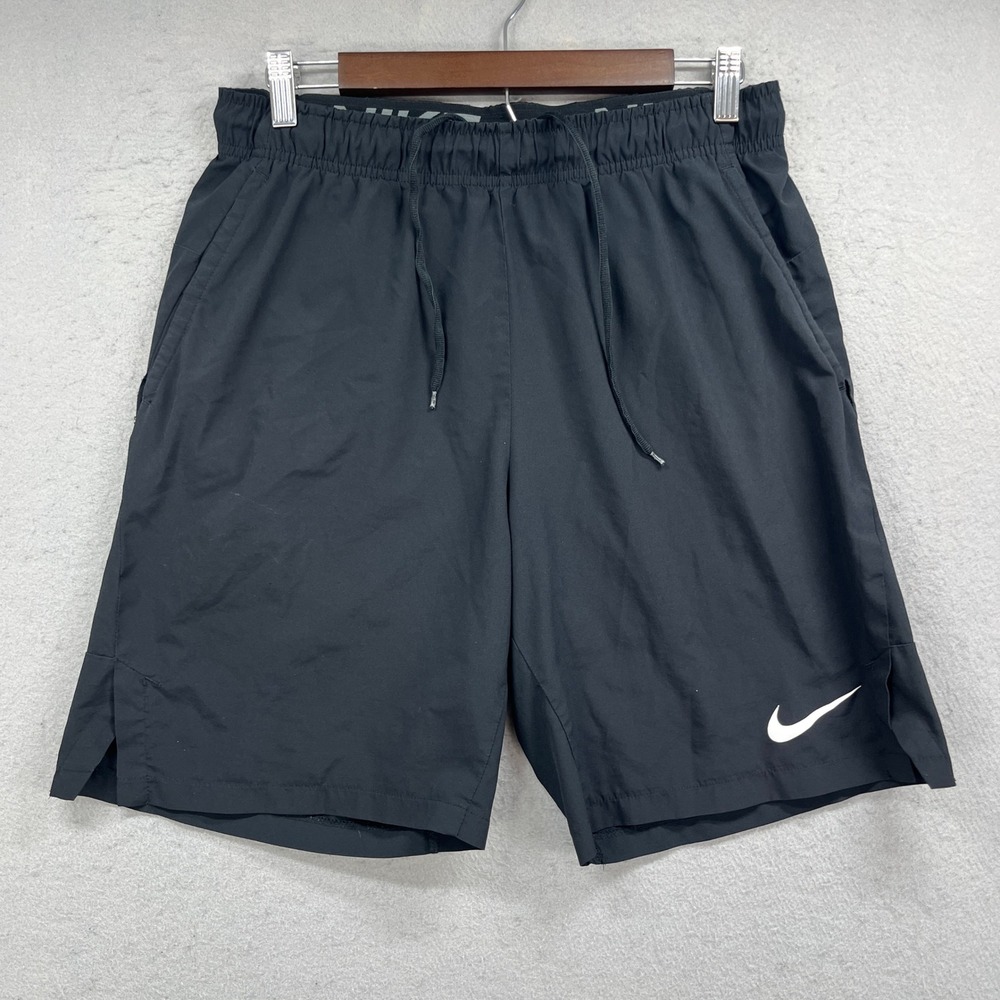 Nike Athletic Shorts Mens Medium Black Dri-Fit Standard Fit Gym Training Sporty